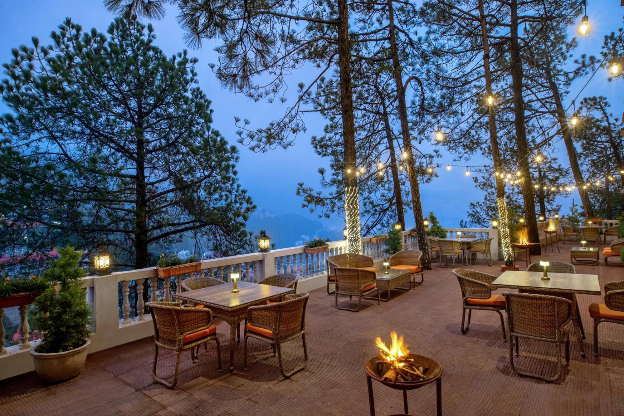 Larisa Shimla Hotel Bagian luar foto