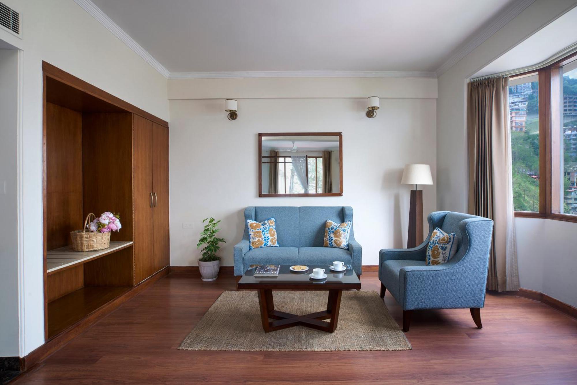 Larisa Shimla Hotel Bagian luar foto
